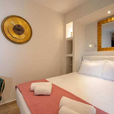 Dema Luxury Suites - Perikleous E1 Athens Exterior photo